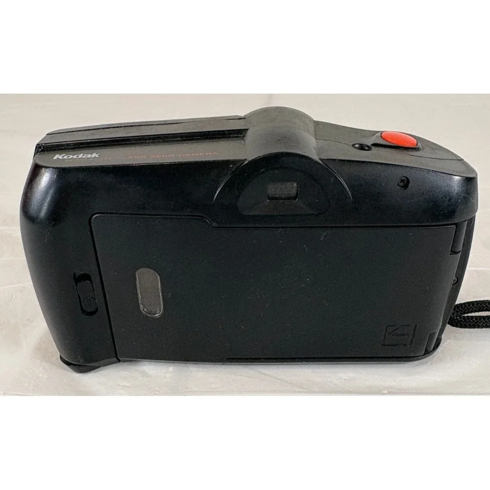 Kodak Star 35 SF 35mm Film Camera - Vintage Cam Uses Kodak 200 WORKS